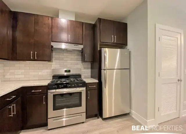 Property at 1147 Maple Ave Unit 2, Evanston, IL, 60202, 2 beds, 1 bath, [object Object]