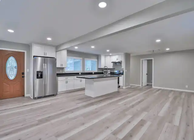 Property at 1094 Johnson Blvd, South Lake Tahoe, CA, 96150, 3 beds, 2 baths, [object Object]