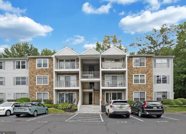 Property at 58 Willow Ct, Trenton, NJ, 08619, 2 beds, 2 baths, [object Object]