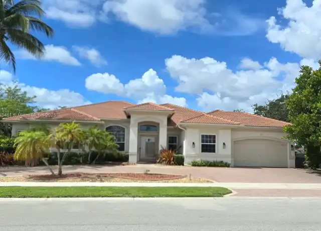Property at 15066 SW 39th St, Davie, FL, 33331, 5 beds, 4 baths, [object Object]