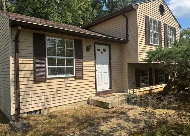 Property at 902 Narrowleaf Dr, Upper Marlboro, MD, 20774, 2 beds, 1 bath, [object Object]