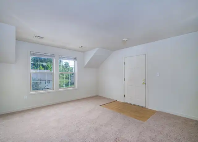 Property at 448 Talon Dr, Mountville, PA, 17554, 1 bed, 1 bath, [object Object]