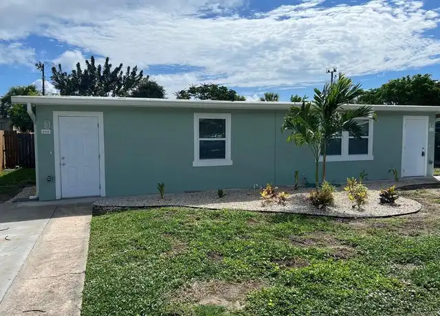 Property at 253 N Brevard Ave, Cocoa Beach, FL, 32931, 2 beds, 1 bath, [object Object]