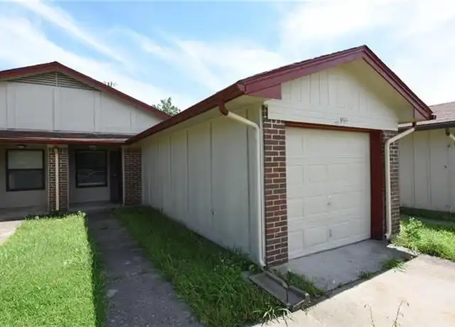 Property at 8912 Greenmound Ave, Dallas, TX, 75227, 2 beds, 1 bath, [object Object]
