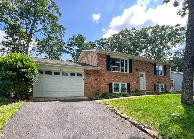 Property at 433 Deerwood Dr, Fredericksburg, VA, 22401, 3 beds, 3 baths, [object Object]