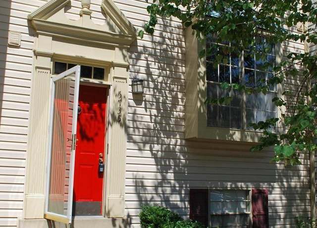 Photo of 5735 Burke Towne Ct, Burke, VA 22015
