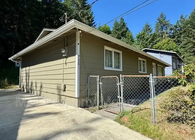Property at 711 Grandview Ave, Shelton, WA, 98584, 3 beds, 1.5 baths, [object Object]