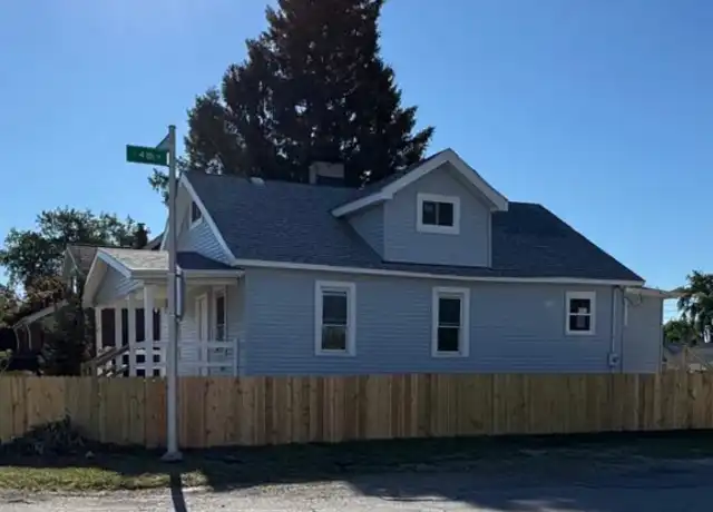 Property at 105 Dering Ave Unit 01, Columbus, OH, 43207, 4 beds, 2 baths, [object Object]