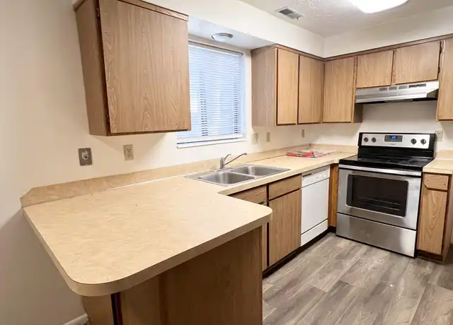 Property at 627 1/2 E 400 N Unit 1, Logan, UT, 84321, 3 beds, 1.5 baths, [object Object]