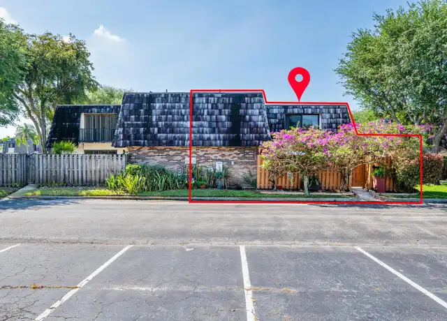 Property at 1720 Forest Lakes Cir Unit D, West Palm Beach, FL, 33406, 2 beds, 2 baths, [object Object]