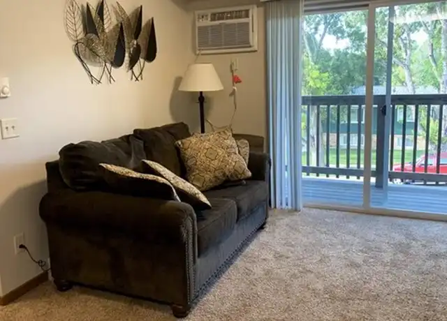 Property at 1632 S Doodler Dr, Sioux Falls, SD, 57103, 1 bed, 1 bath, [object Object]