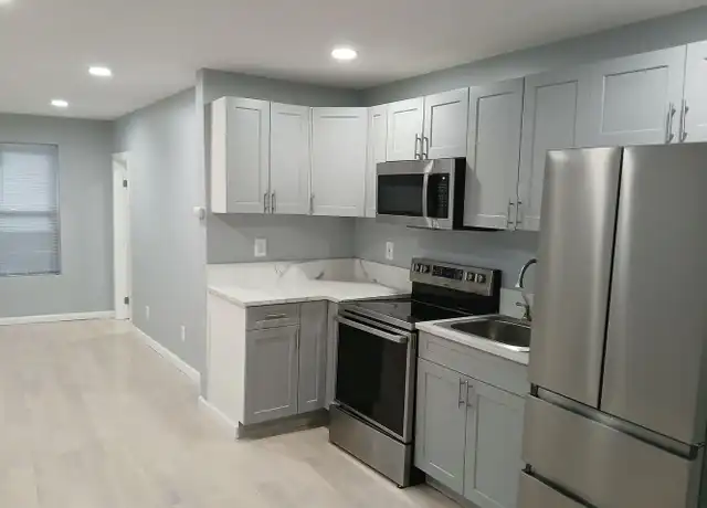 Property at 5 Whitehall St Unit 4, Cohoes, NY, 12047, 2 beds, 1 bath, [object Object]