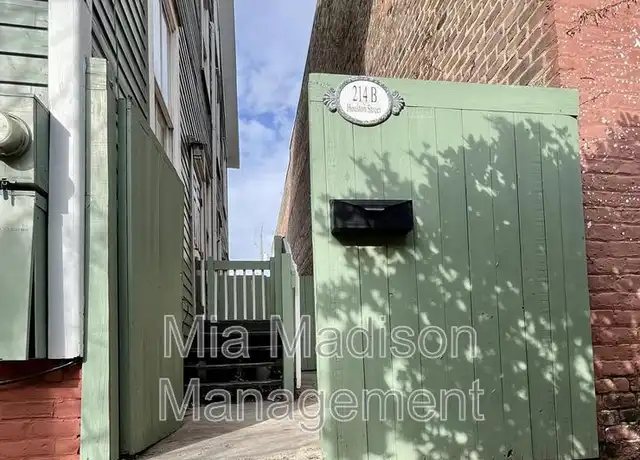 Property at 214 Houston St Unit B, Savannah, GA, 31401, 2 beds, 1 bath, [object Object]