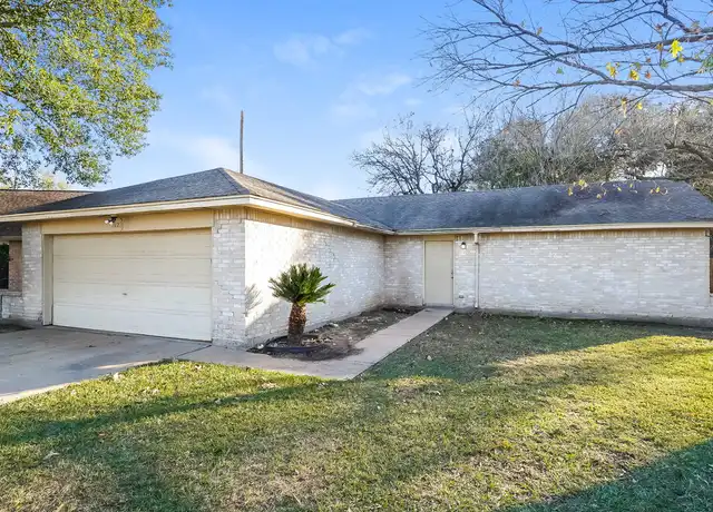 Property at 7622 Millbrae Ln, Houston, TX, 77041, 2 beds, 2 baths, [object Object]