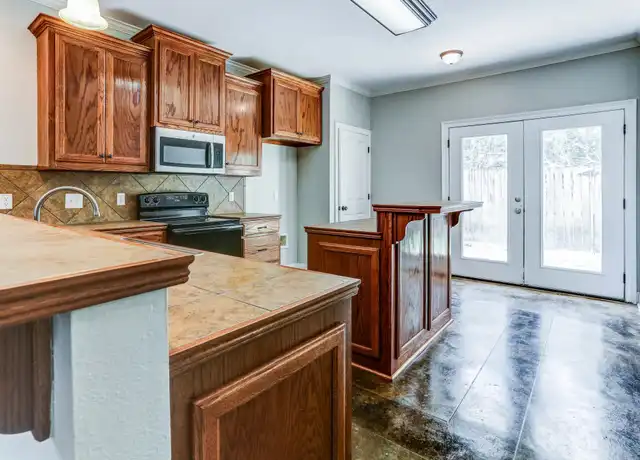 Property at 12318 Village Dr, Walker, LA, 70785, 3 beds, 2.5 baths, [object Object]