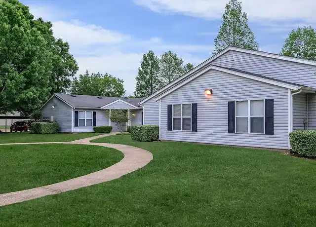 Property at Villas Of Sunnyside - 1425 Washington Village Pkwy, Beaumont, TX, 77707, 2-3 beds, 1 bath, [object Object]