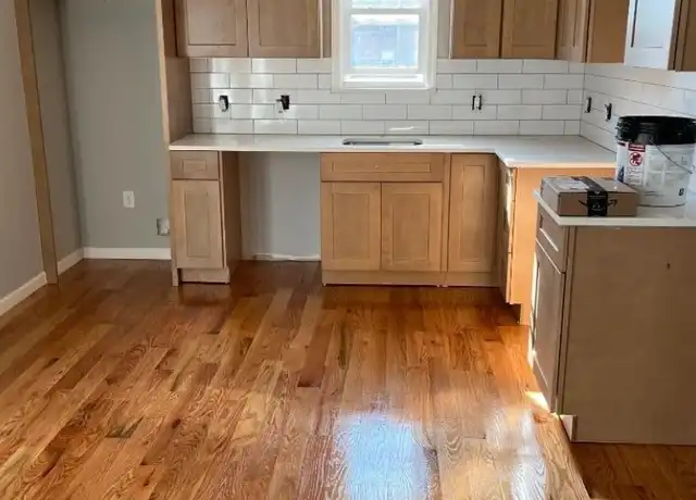 Property at 433 Rosehill Pl Unit 4, Elizabeth, NJ, 07202, 2 beds, 1 bath, [object Object]