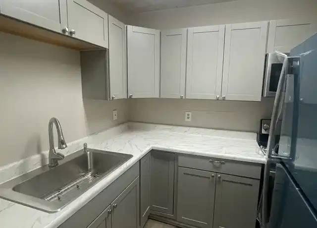 Property at 4500 Martin Luther King Junior Blvd Unit 5, New Orleans, LA, 70125, 2 beds, 1 bath, [object Object]
