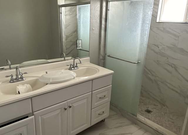 Photo of 445 W Simmons Rd Unit 3 Bed 3 Bath, Turlock, CA 95380