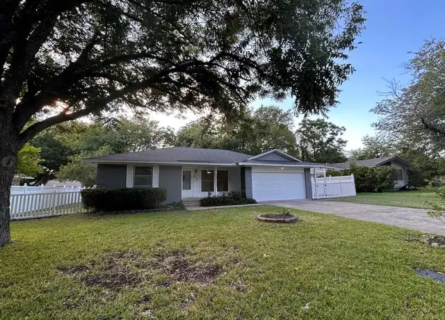 Property at 611 Misty Glen Dr, Desoto, TX, 75115, 3 beds, 2 baths, [object Object]