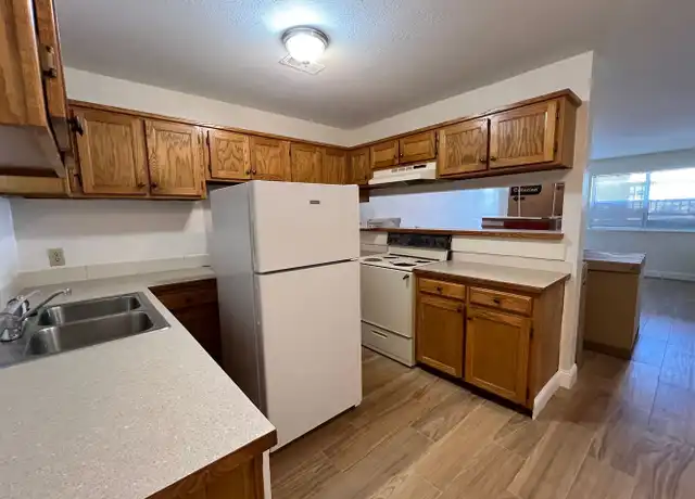 Property at 428 Kays Ln Unit 1D, Hollister, MO, 65672, 2 beds, 2 baths, [object Object]