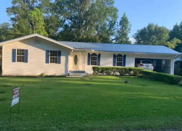 Property at 3406 W Adeline St, Hattiesburg, MS, 39402, 3 beds, 2 baths, [object Object]