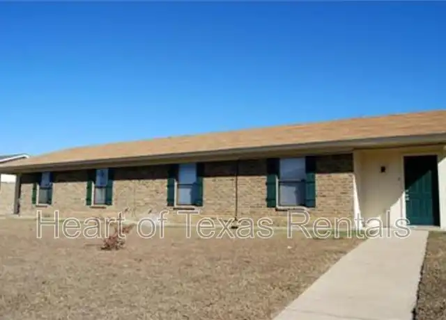 Property at 2410 Comanche Trl, Waco, TX, 76712, 2 beds, 1 bath, [object Object]