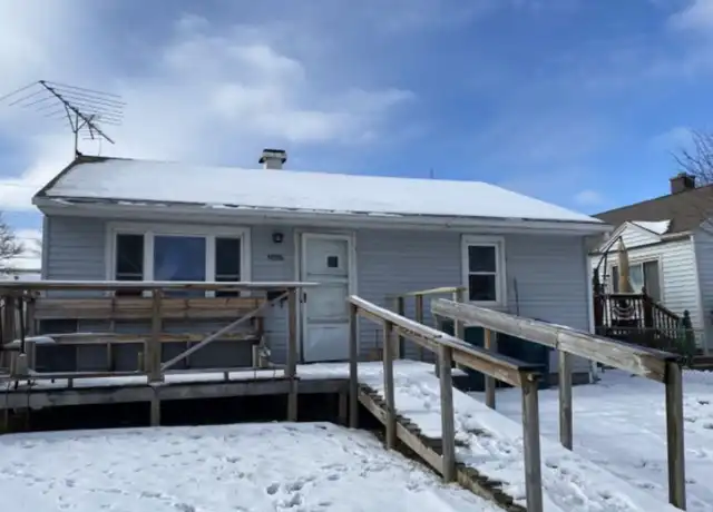 Property at 2407 S Mulberry St, Muncie, IN, 47302, 2 beds, 1 bath, [object Object]