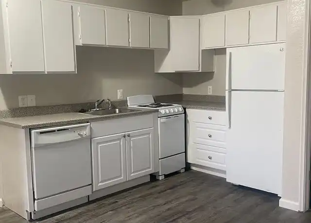 Property at 4420 E Pikes Peak Ave Unit 141, Colorado Springs, CO, 80916, 1 bed, 1 bath, [object Object]
