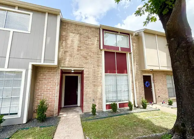 Property at 1477 Springrock Ln Unit SP95, Houston, TX, 77055, 2 beds, 2.5 baths, [object Object]