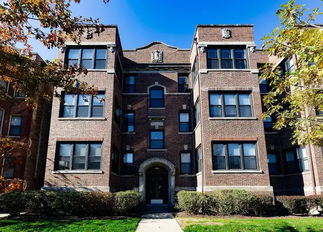 Property at 618 Hinman Ave, Evanston, IL, 60202, 2 beds, 1 bath, [object Object]