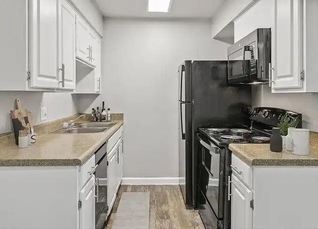 Property at Hampton Park - 8600 E Old Spanish Trl, Tucson, AZ, 85710, 1-3 bed, 1-2 bath, [object Object]