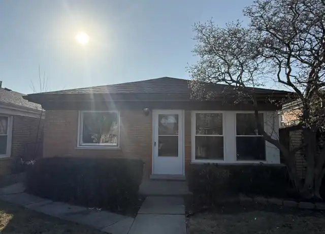 Property at 7504 Latrobe Ave, Burbank, IL, 60459, 3 beds, 2 baths, [object Object]