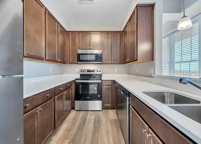 Property at The Vista at Orchards - 5943 Islington ST, Roanoke, VA, 24012, 1 bed, 1 bath, [object Object]