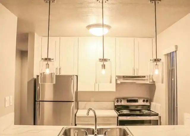 Property at 2125 Fair Oaks Blvd, Sacramento, CA, 95825, 2 beds, 1 bath, [object Object]