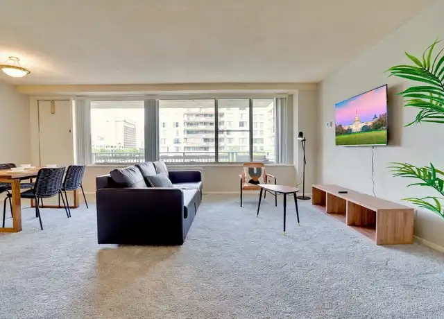Property at Richmond Highway 2111 - Richmond Hwy Unit 1022374P, Arlington, VA, 22202, 1-2 bed, 1-2 bath, [object Object]