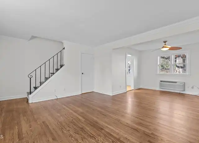 Property at 1621 Sutton Dr, Raleigh, NC, 27605, 1 bed, 1.5 baths, [object Object]