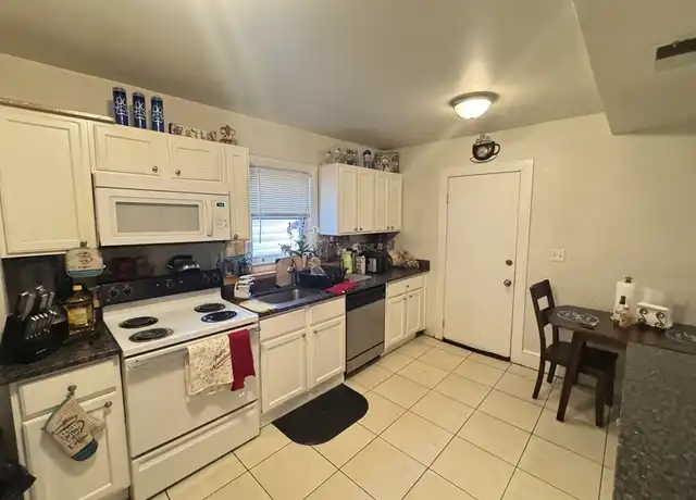 Property at 10 Fitz Ter Unit 2, Chelsea, MA, 02150, 4 beds, 1 bath, [object Object]