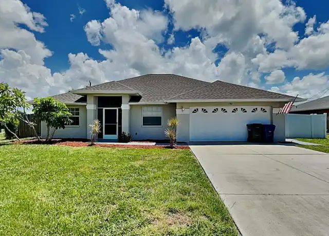Property at 1761 Banyan Dr, Venice, FL, 34293, 3 beds, 2 baths, [object Object]