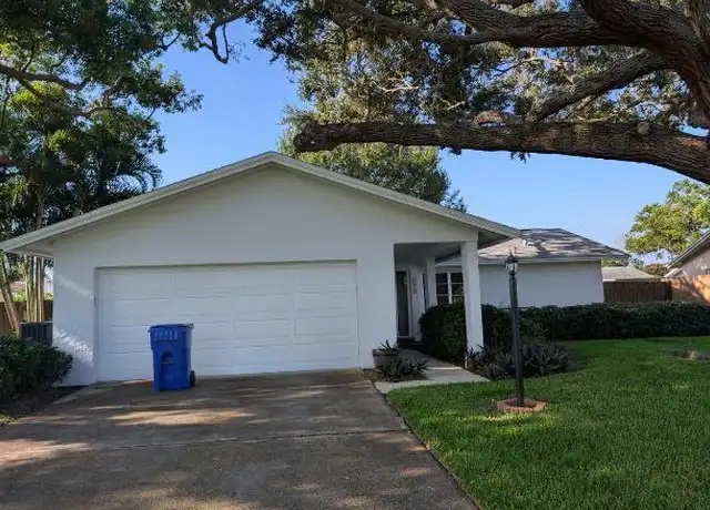 Property at 2559 Redwood Cir, Clearwater, FL, 33763, 2 beds, 2 baths, [object Object]