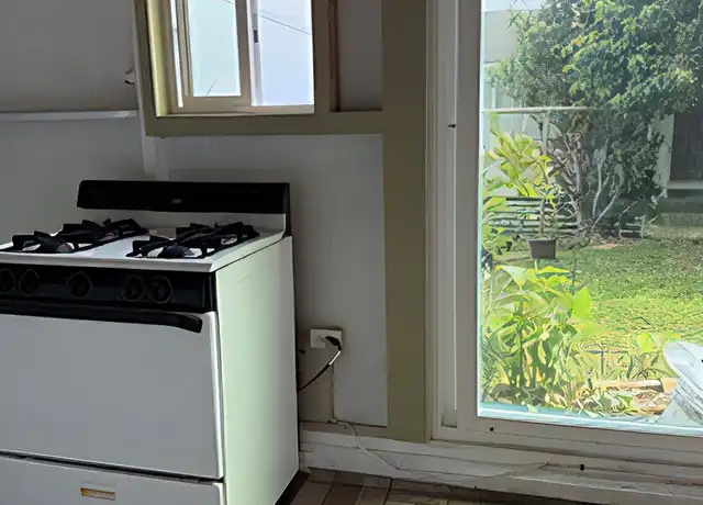 Property at 4246 Sierra Dr, Honolulu, HI, 96816, 1 bed, 1 bath, [object Object]