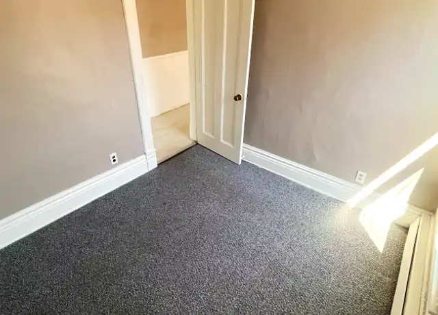 Property at 531 S Park Ave, Buffalo, NY, 14204, 3 beds, 1 bath, [object Object]