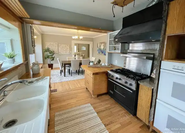 Property at 1002 Washtenaw Ave Unit 2, Ypsilanti, MI, 48197, 1 bed, 1 bath, [object Object]