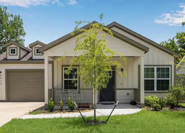 Property at 6913 New York St, Houston, TX, 77021, 3 beds, 2 baths, [object Object]