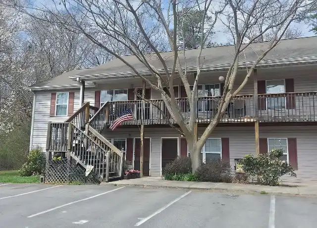 Property at 46 Banks Town Rd, Weaverville, NC, 28787, 2 beds, 1 bath, [object Object]