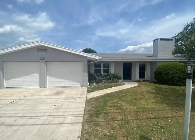 Property at 3748 Sebring Pkwy, Sebring, FL, 33870, 4 beds, 2 baths, [object Object]