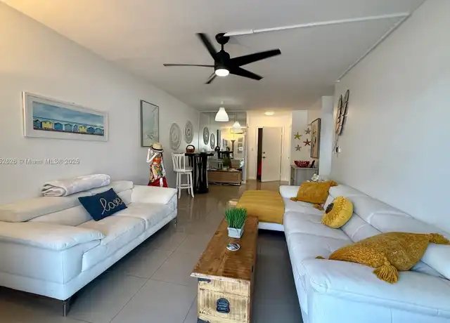 Property at 200 S Birch Rd #103, Fort Lauderdale, FL, 33316, 1 bed, 1 bath, [object Object]