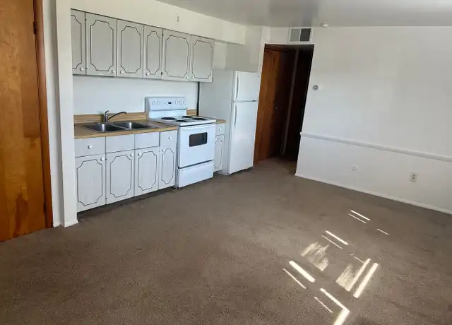 Property at 36 Southwoods Ave Unit 40, Youngstown, OH, 44512, 1 bed, 1 bath, [object Object]