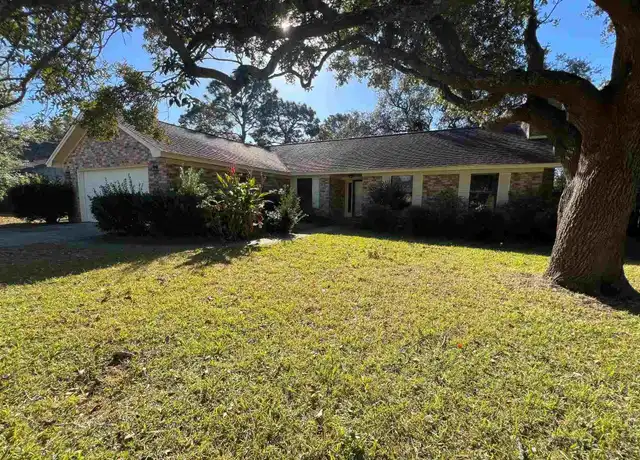 Property at 3131 Oxford Cir, Pensacola, FL, 32503, 3 beds, 2 baths, [object Object]