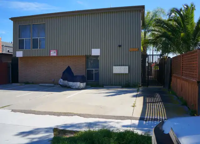 Property at 4511 Cherokee Ave Unit 4, San Diego, CA, 92116, 1 bed, 1 bath, [object Object]